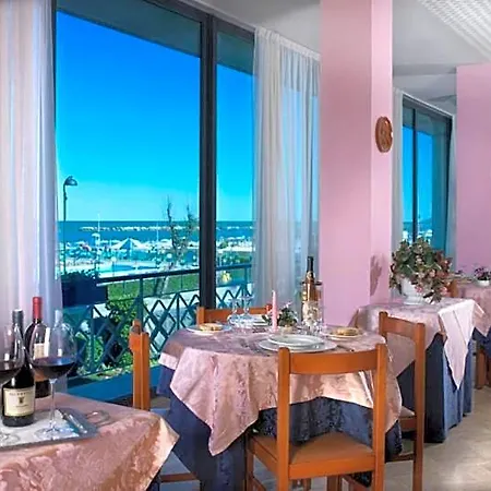 Diplomatic Hotell Bellaria-Igea Marina